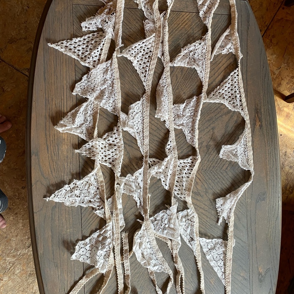 Rustic Lace Triangle Bunting Garland